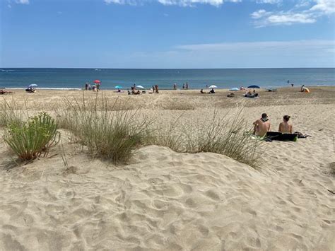 cap d'agde nude beach|Plage Naturiste .